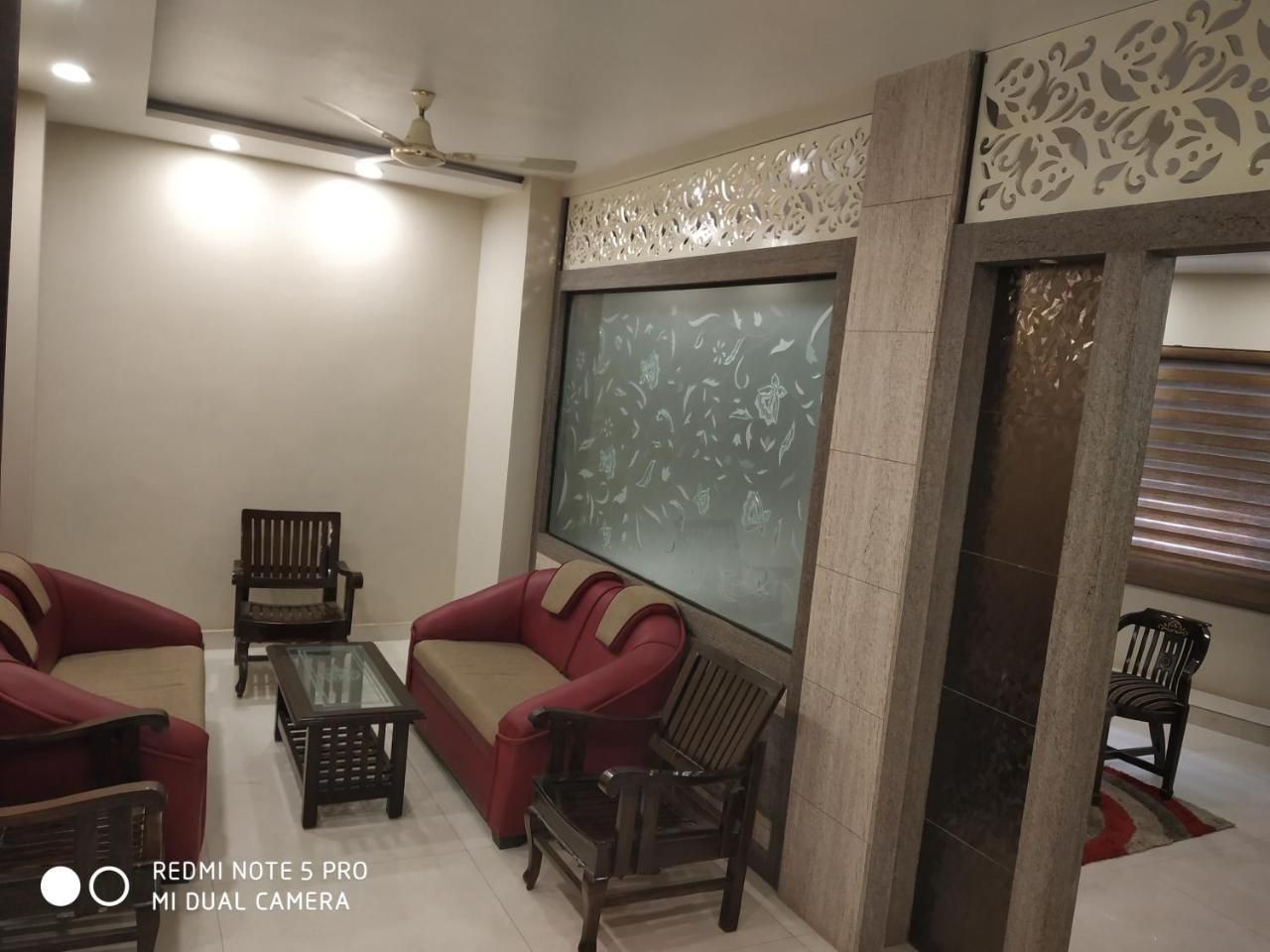 Hotel Aadesh Palace Varanasi Dış mekan fotoğraf