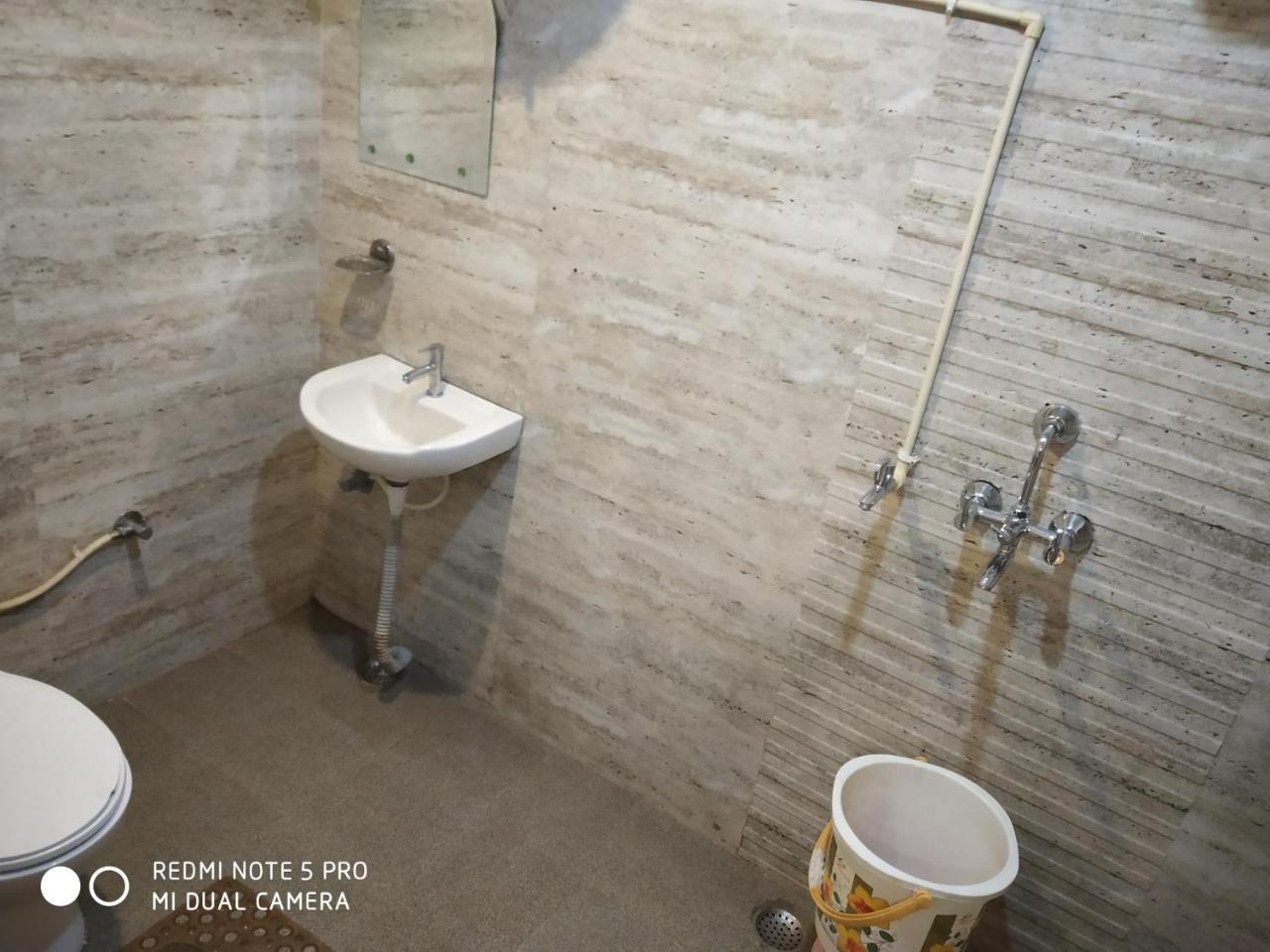 Hotel Aadesh Palace Varanasi Dış mekan fotoğraf
